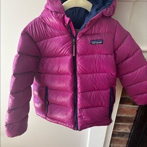 Patagonia high loft down puffer jacket - size XS (5-6)